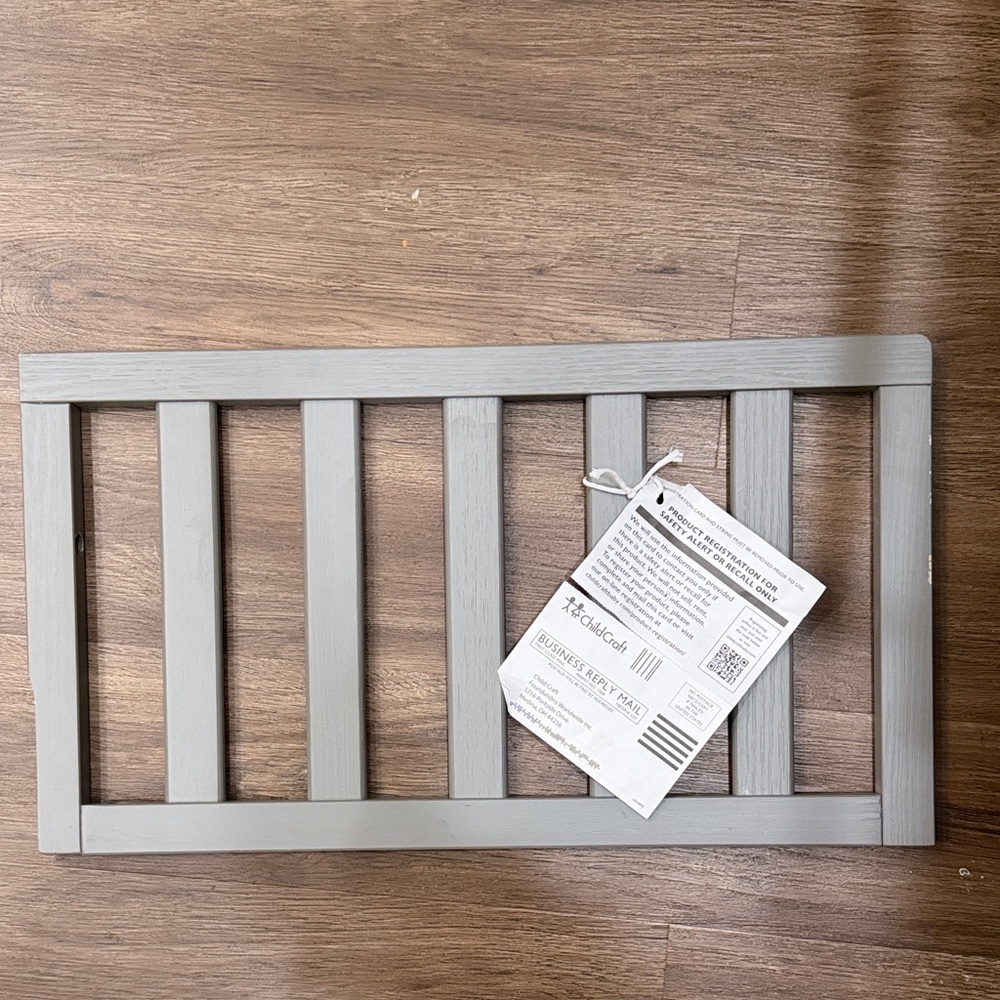 Childcraft toddle rail